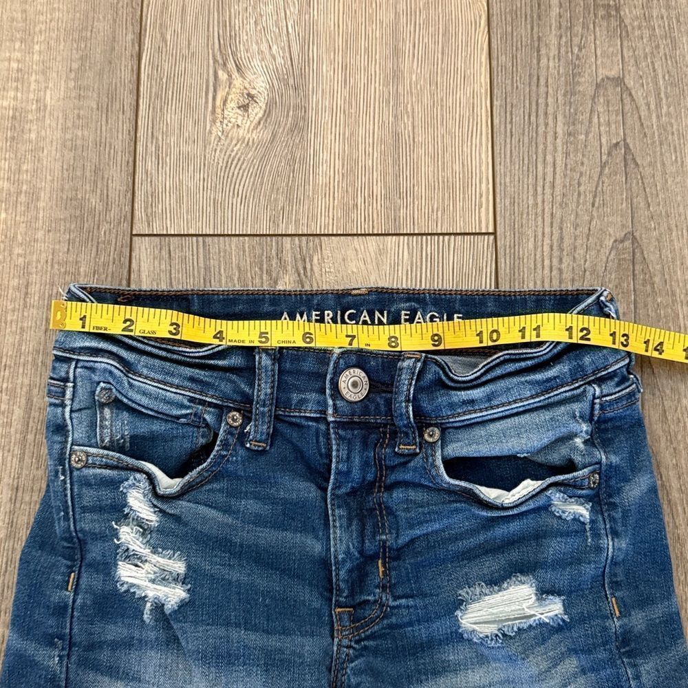 American Eagle distressed super stretch Midi shorts - Picture 5 of 8